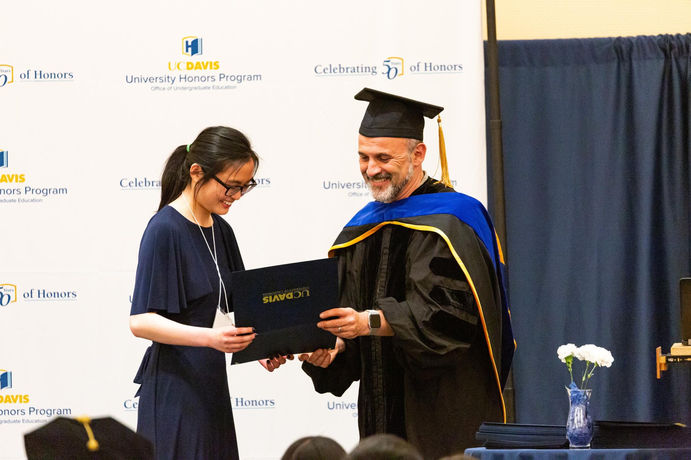 2019 UC Davis University Honors Program graduate Joleen Cheah is awarded the UHP Student Research and Innovation Award